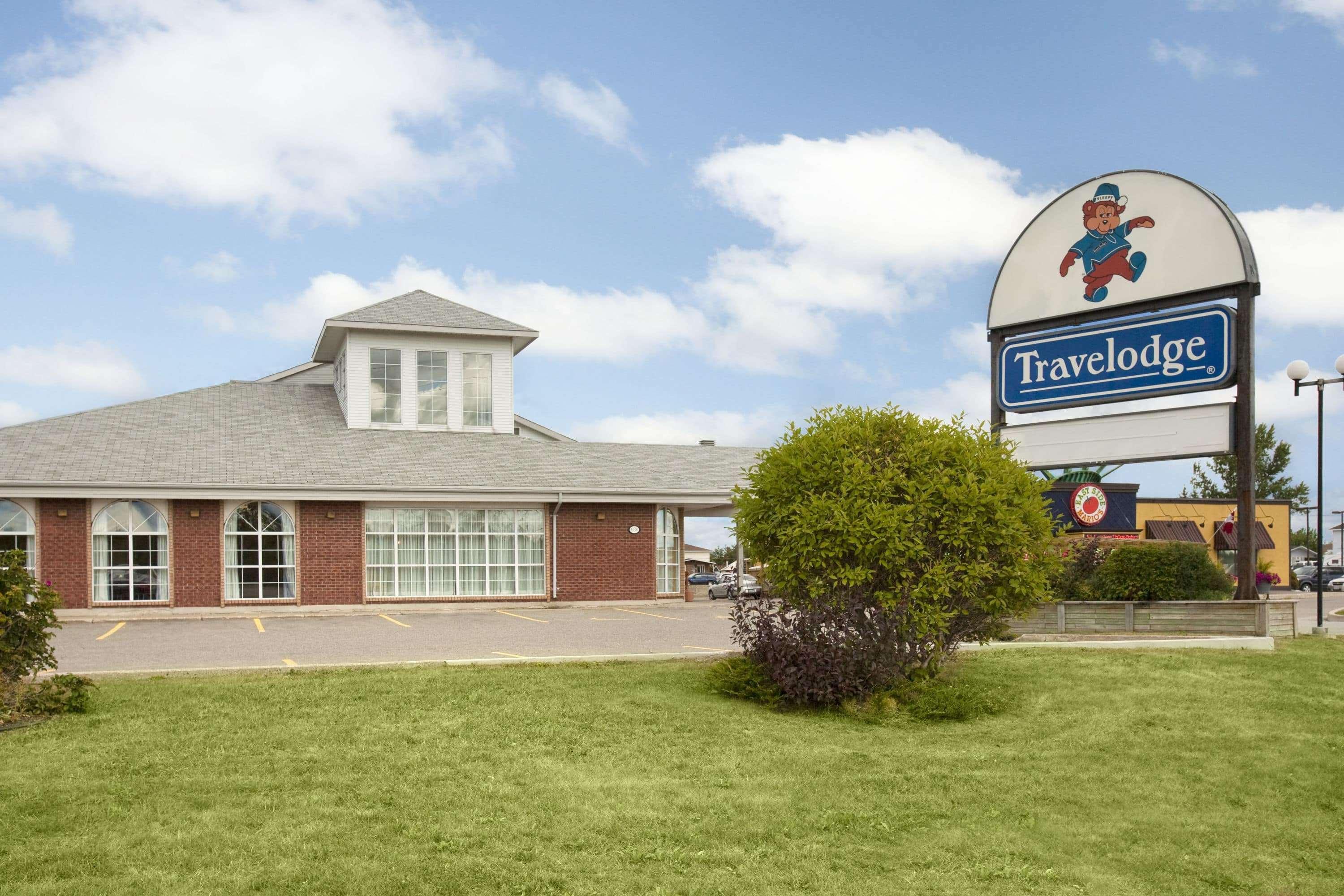 Travelodge By Wyndham Timmins Exterior photo